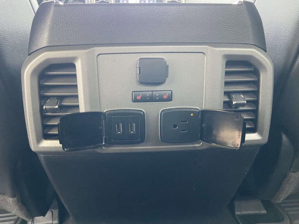 Used 2018 Ford F150 Raptor w/ Equipment Group 802A Luxury AWD/4WD image 18