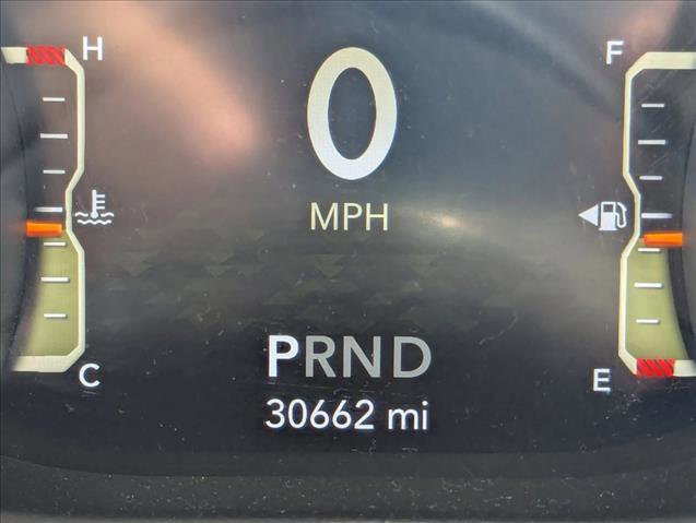 Used 2022 Jeep Wrangler Rubicon w/ Cold Weather Group AWD/4WD image 11