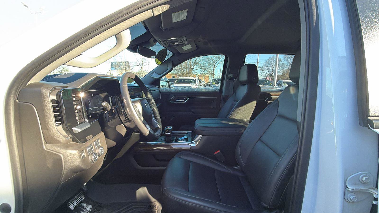 Used 2023 Chevrolet Silverado 1500 RST image 22