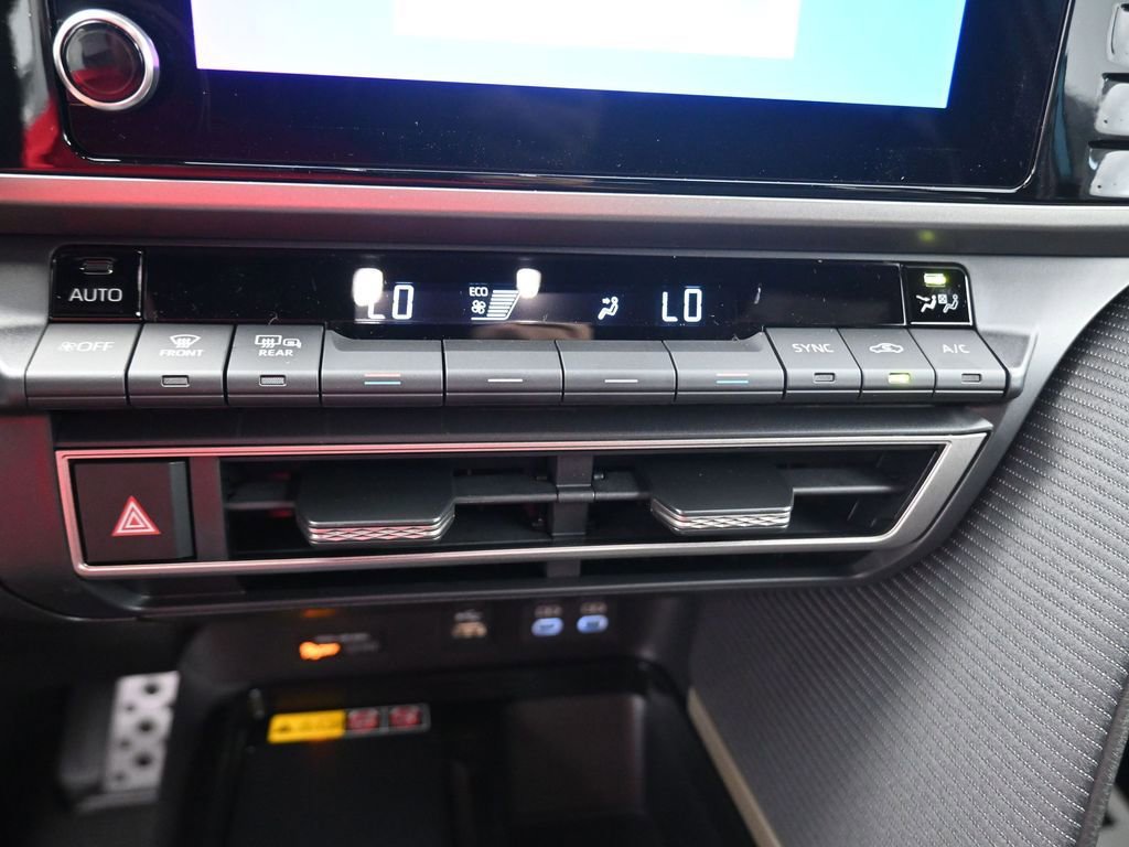 New 2026 Toyota Camry SE image 11
