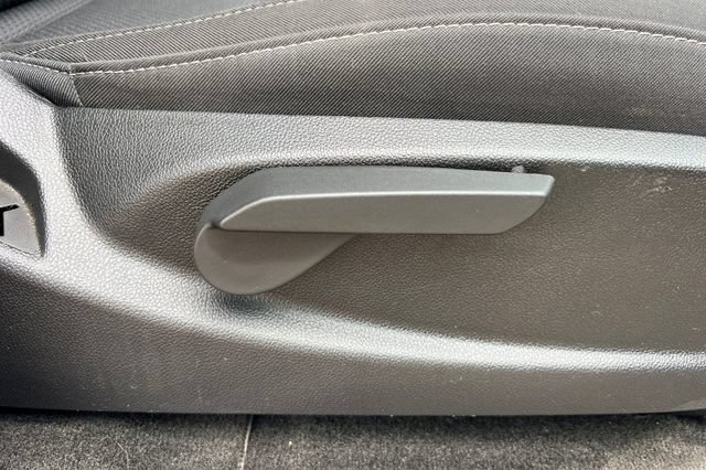 Used 2018 Chevrolet Colorado LT RWD image 21