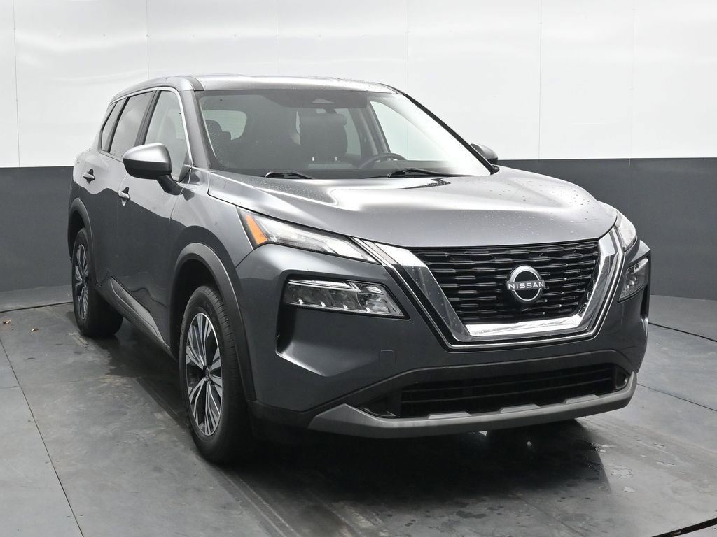 Used 2023 Nissan Rogue SV image 6