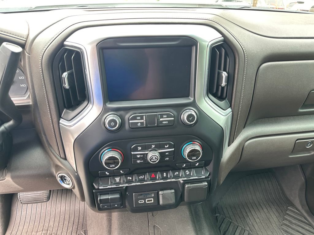 Used 2020 Chevrolet Silverado 3500 LTZ AWD/4WD image 26