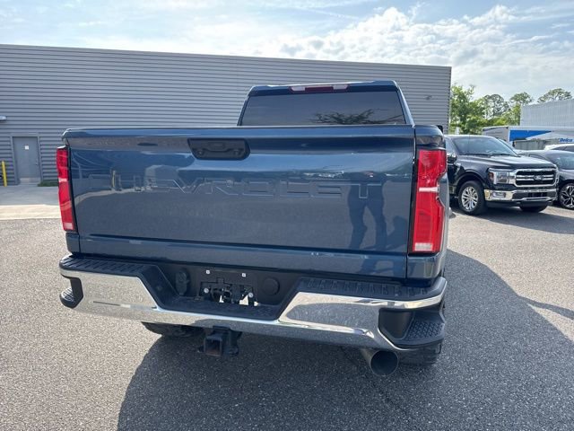 Used 2025 Chevrolet Silverado 2500 LTZ AWD/4WD image 8