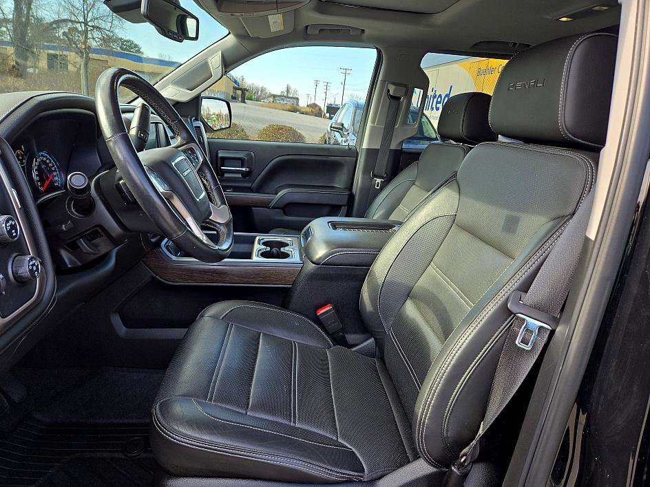 Used 2018 GMC Sierra 1500 Denali w/ Denali Ultimate Package image 11