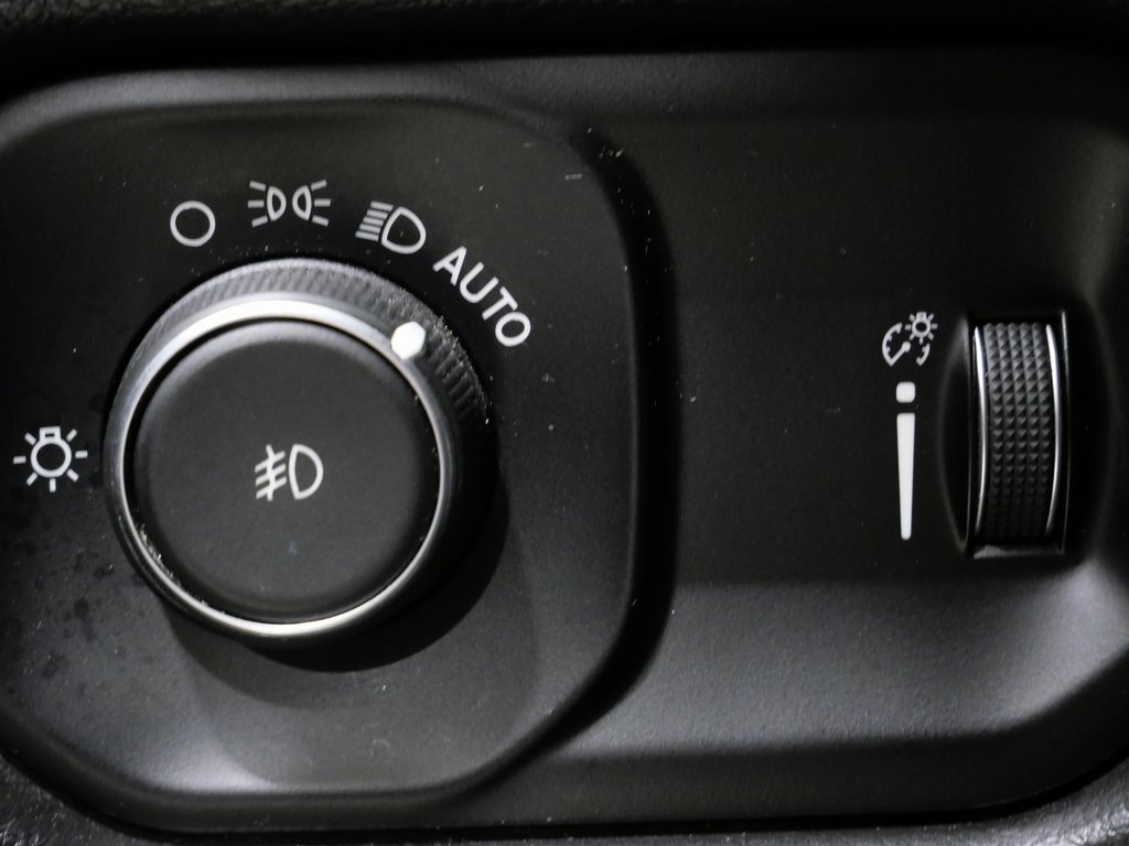 Used 2022 RAM 3500 Tradesman w/ Max Tow Package image 13