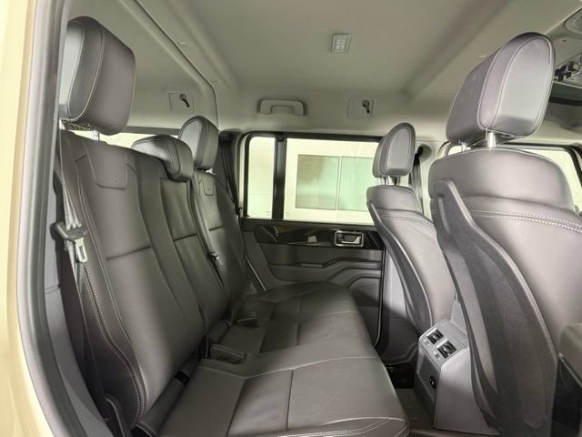 Used 2024 INEOS Grenadier AWD/4WD image 28