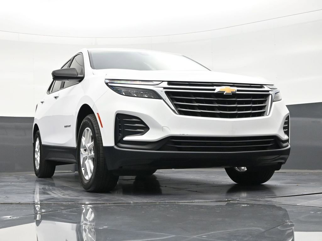 Used 2024 Chevrolet Equinox LS image 27