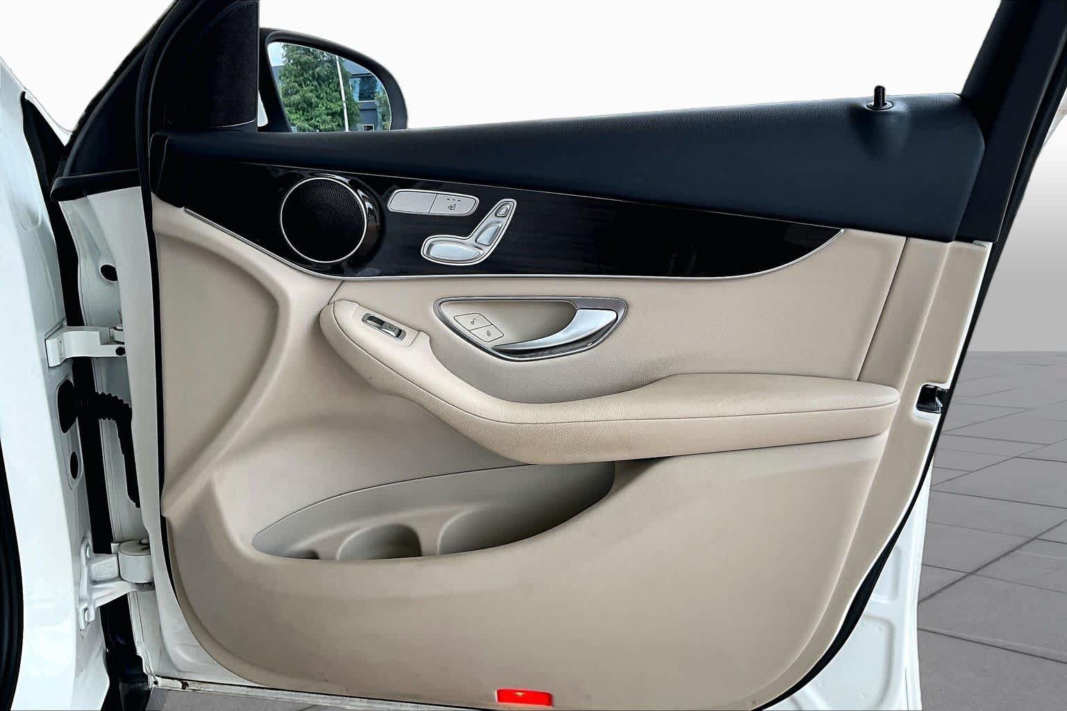 Used 2016 Mercedes-Benz GLC 300 image 20