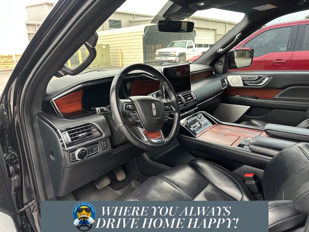 Used 2021 Lincoln Navigator Reserve image 8