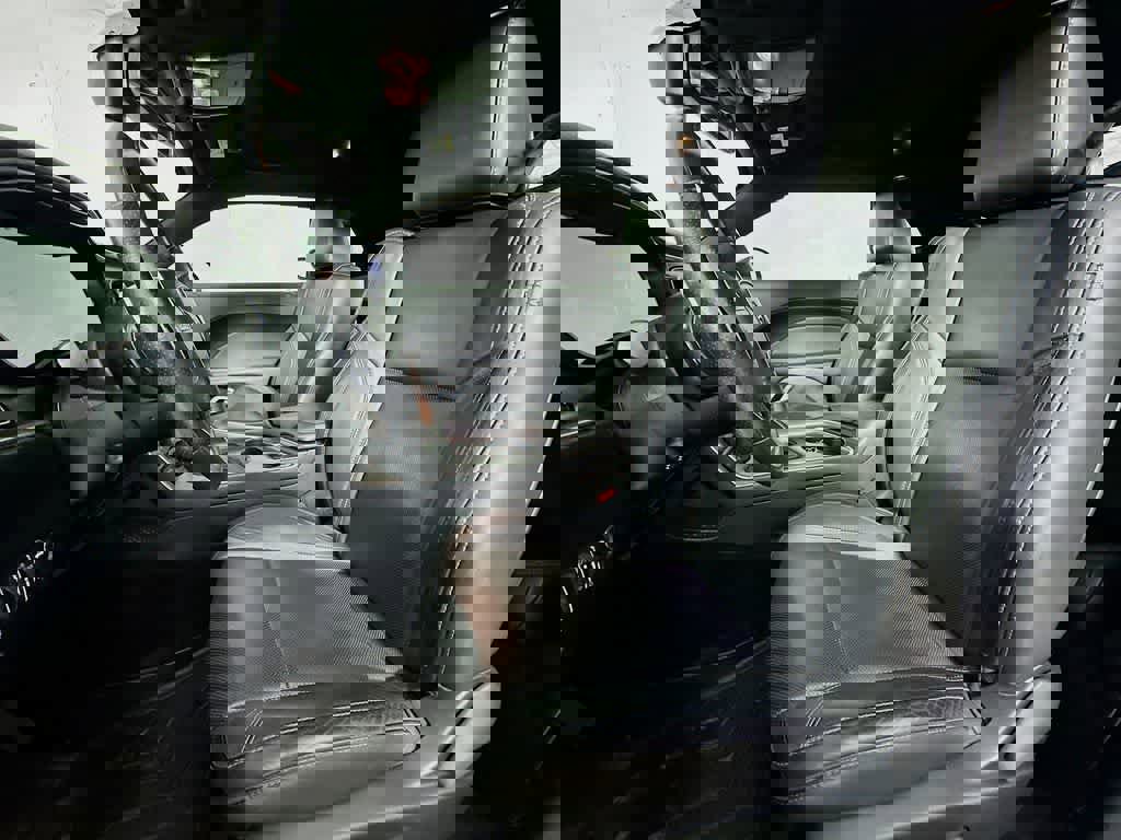 Used 2018 Dodge Challenger GT w/ Driver Convenience Group image 11