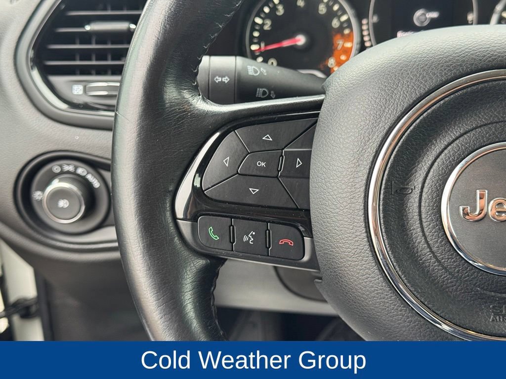 Used 2017 Jeep Renegade Altitude AWD/4WD image 12