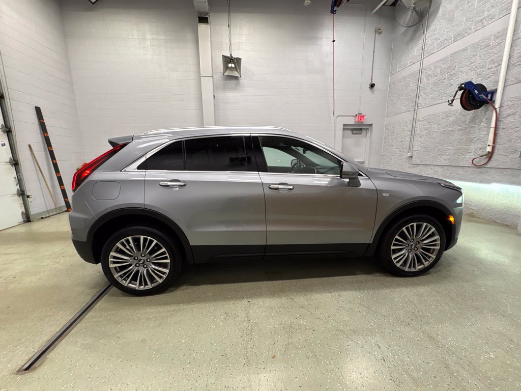 Certified 2024 Cadillac XT4 Premium Luxury w/ Technology Package AWD/4WD image 3