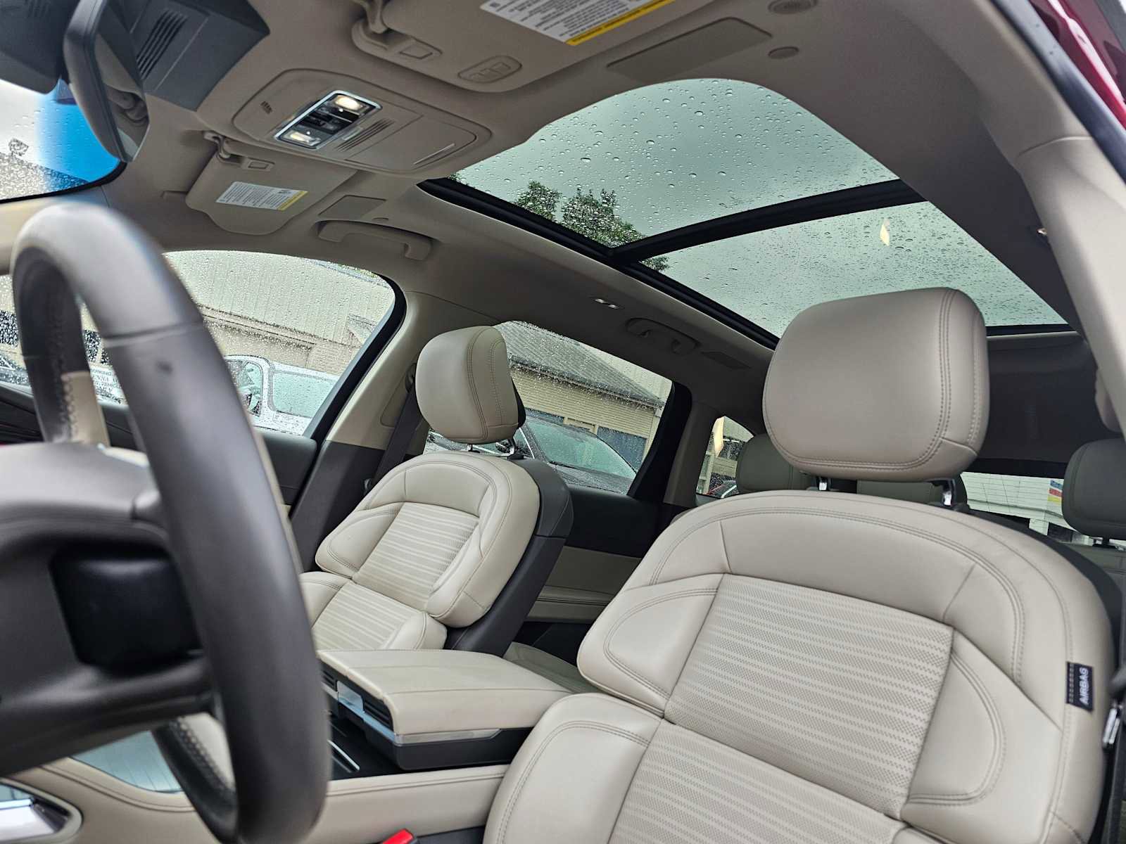 Used 2024 Lincoln Nautilus Reserve w/ Equipment Group 203A AWD/4WD image 23