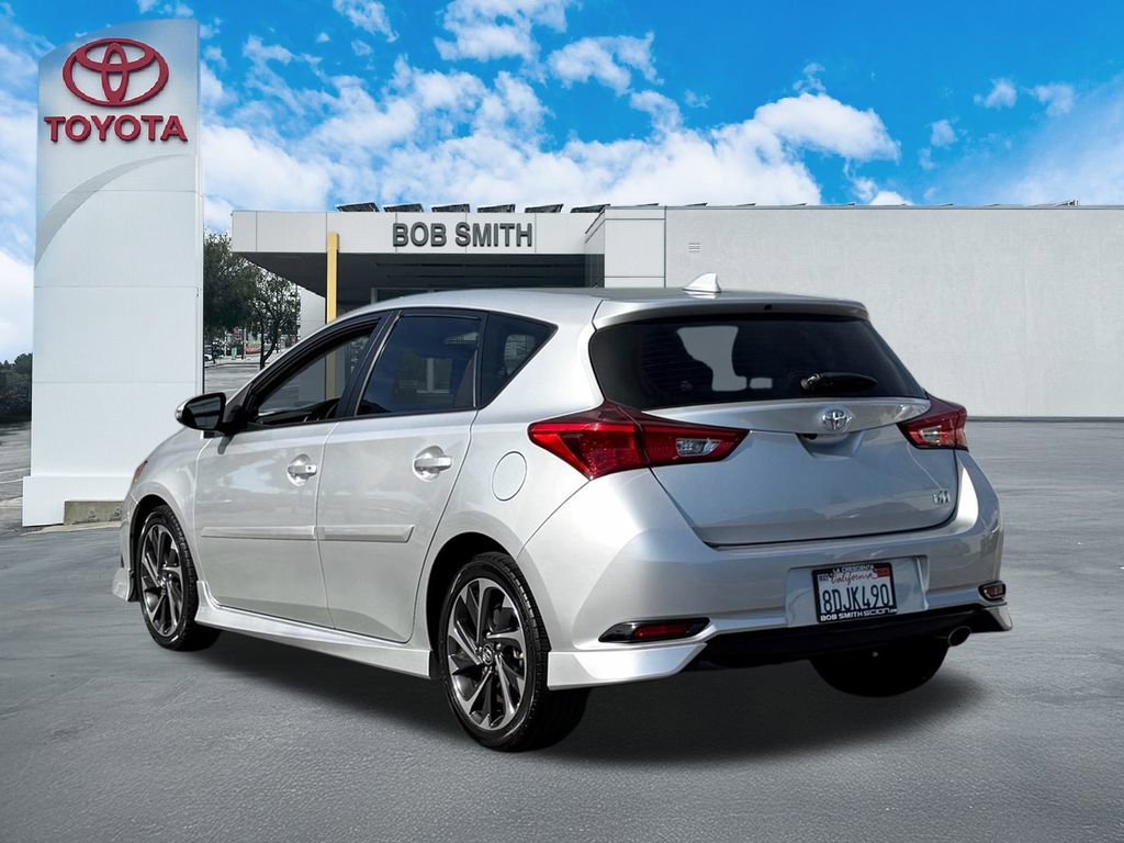 Used 2018 Toyota Corolla iM image 8