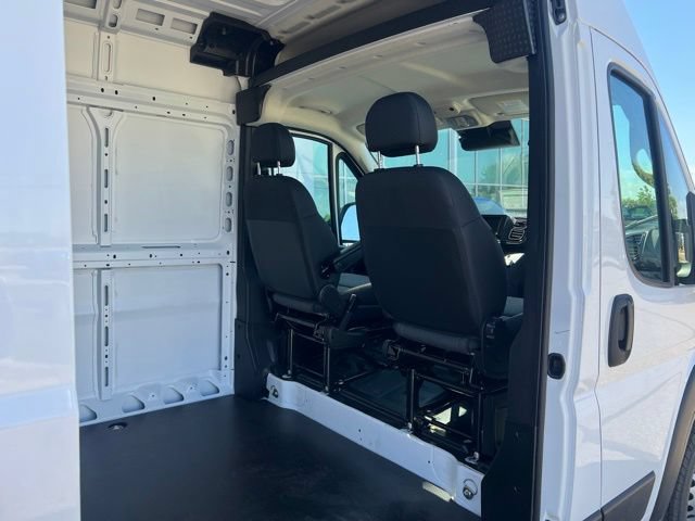 New 2026 RAM ProMaster 2500 w/ Convenience Group FWD image 9