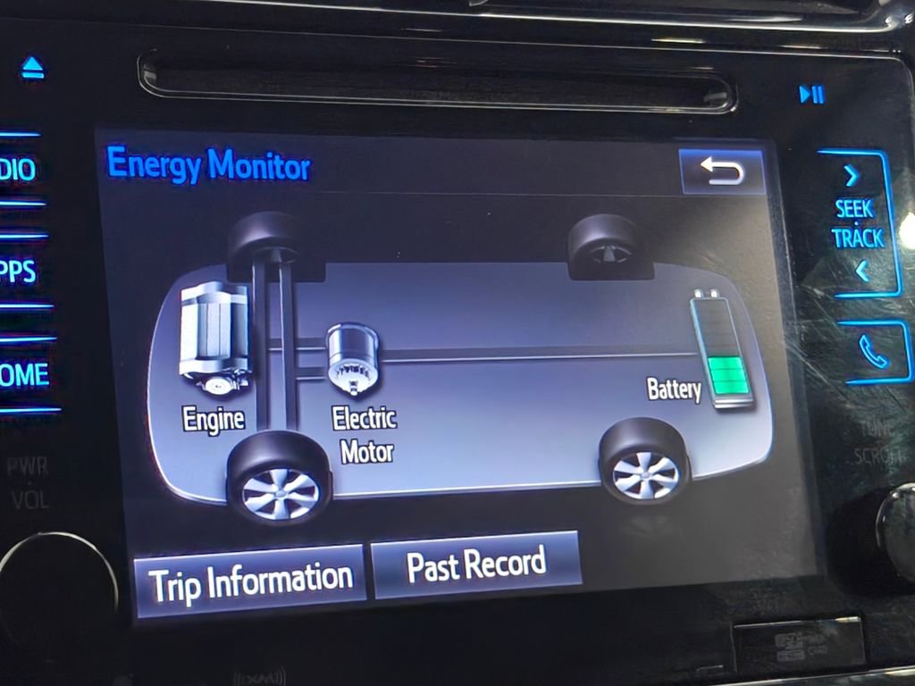 Used 2016 Toyota Prius Three image 36