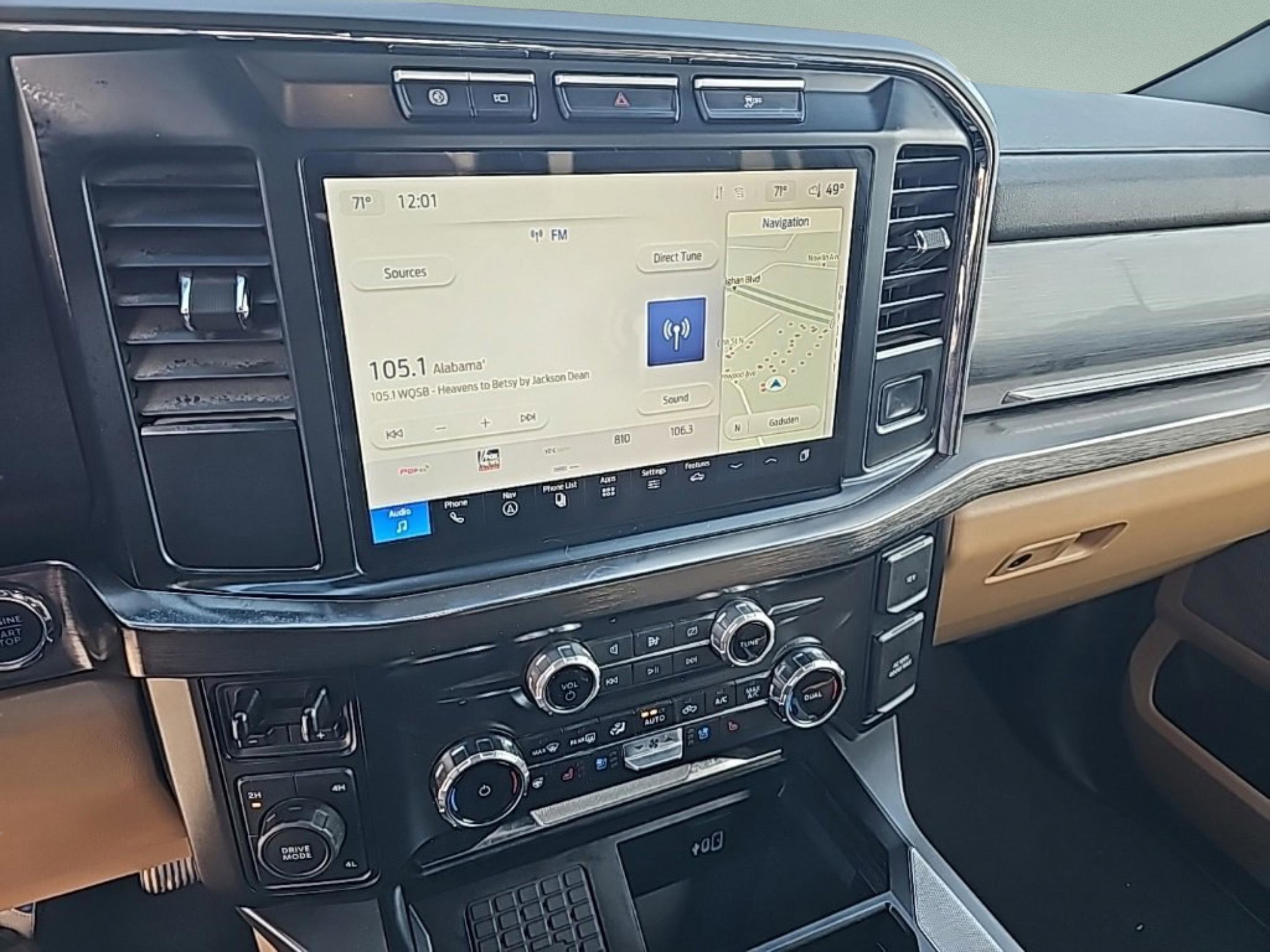 Used 2024 Ford F450 Lariat w/ Chrome Package image 28