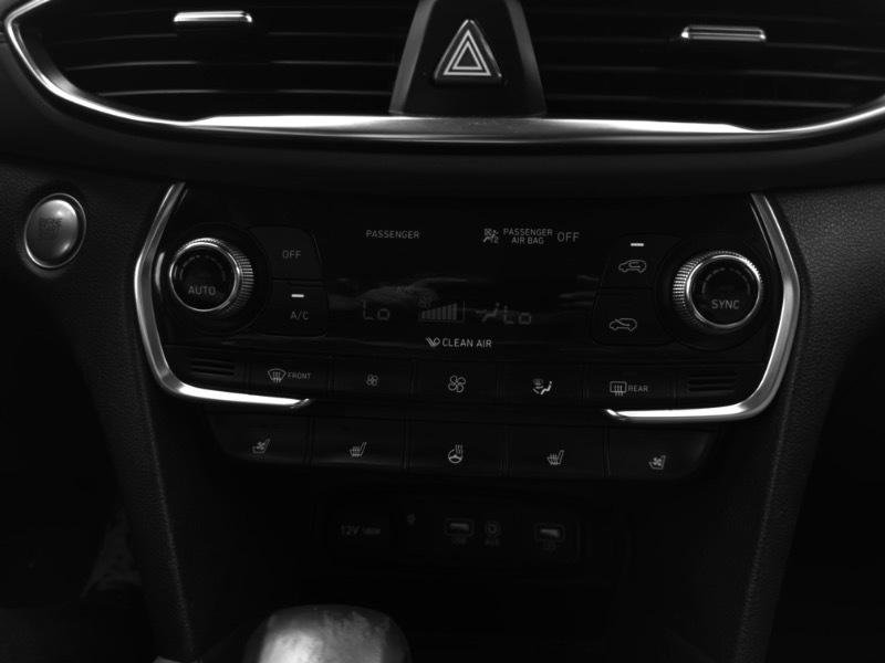 Used 2019 Hyundai Santa Fe AWD image 32