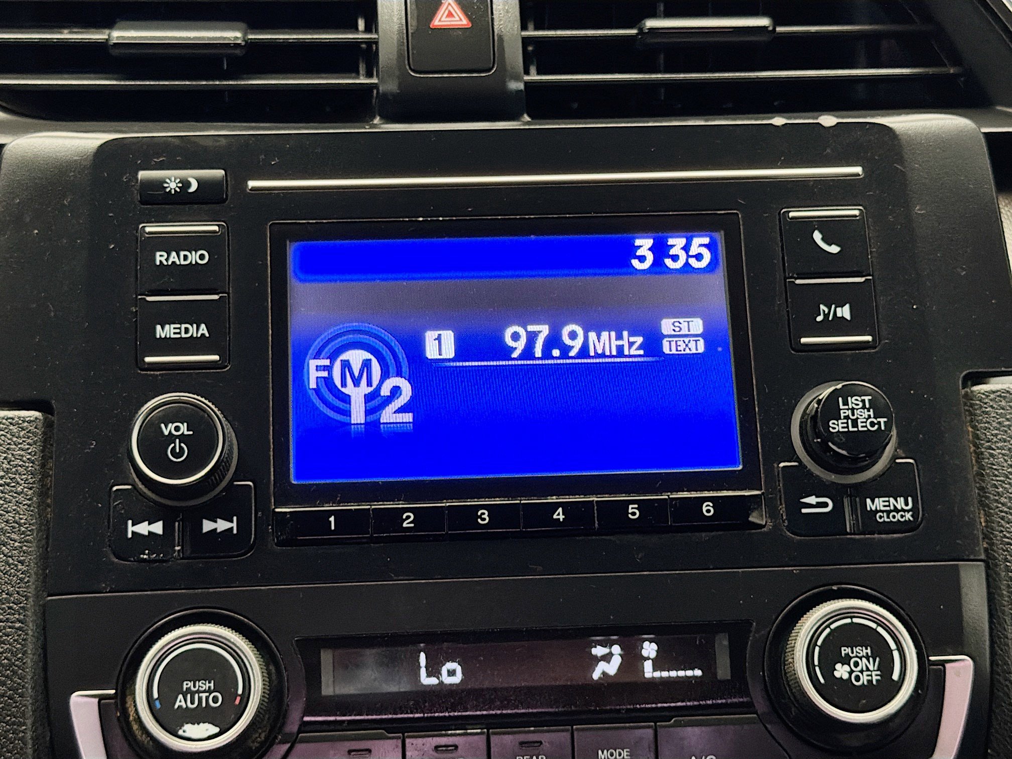 Used 2020 Honda Civic LX image 9