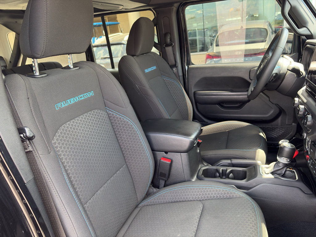 Used 2024 Jeep Wrangler Unlimited Rubicon 4xe AWD/4WD image 14