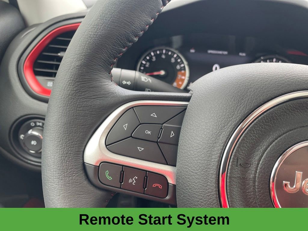 Used 2023 Jeep Renegade Latitude w/ Sun/Sound Group image 16