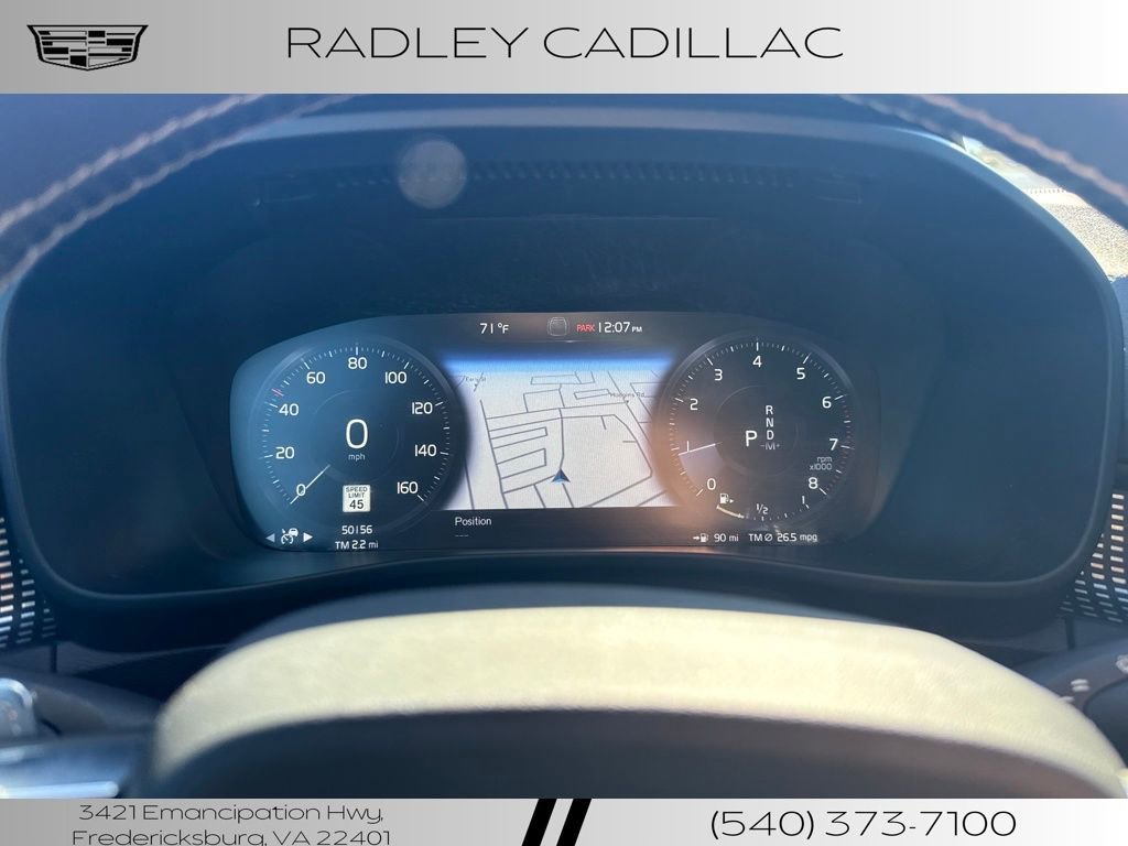 Used 2020 Volvo XC40 T5 R-Design image 14