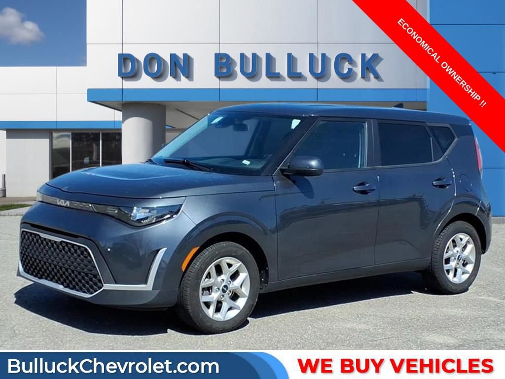 Used 2023 Kia Soul LX w/ Option Group 015 image 1