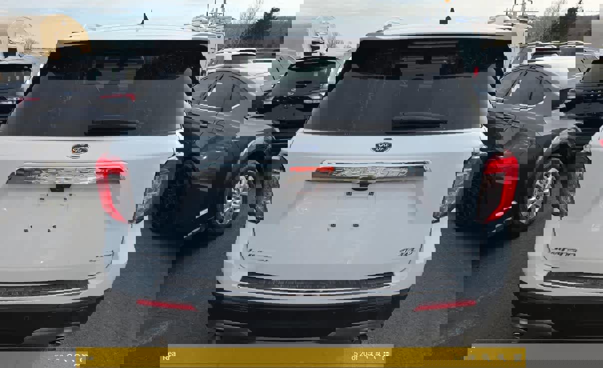 Used 2023 Ford Explorer Limited image 6