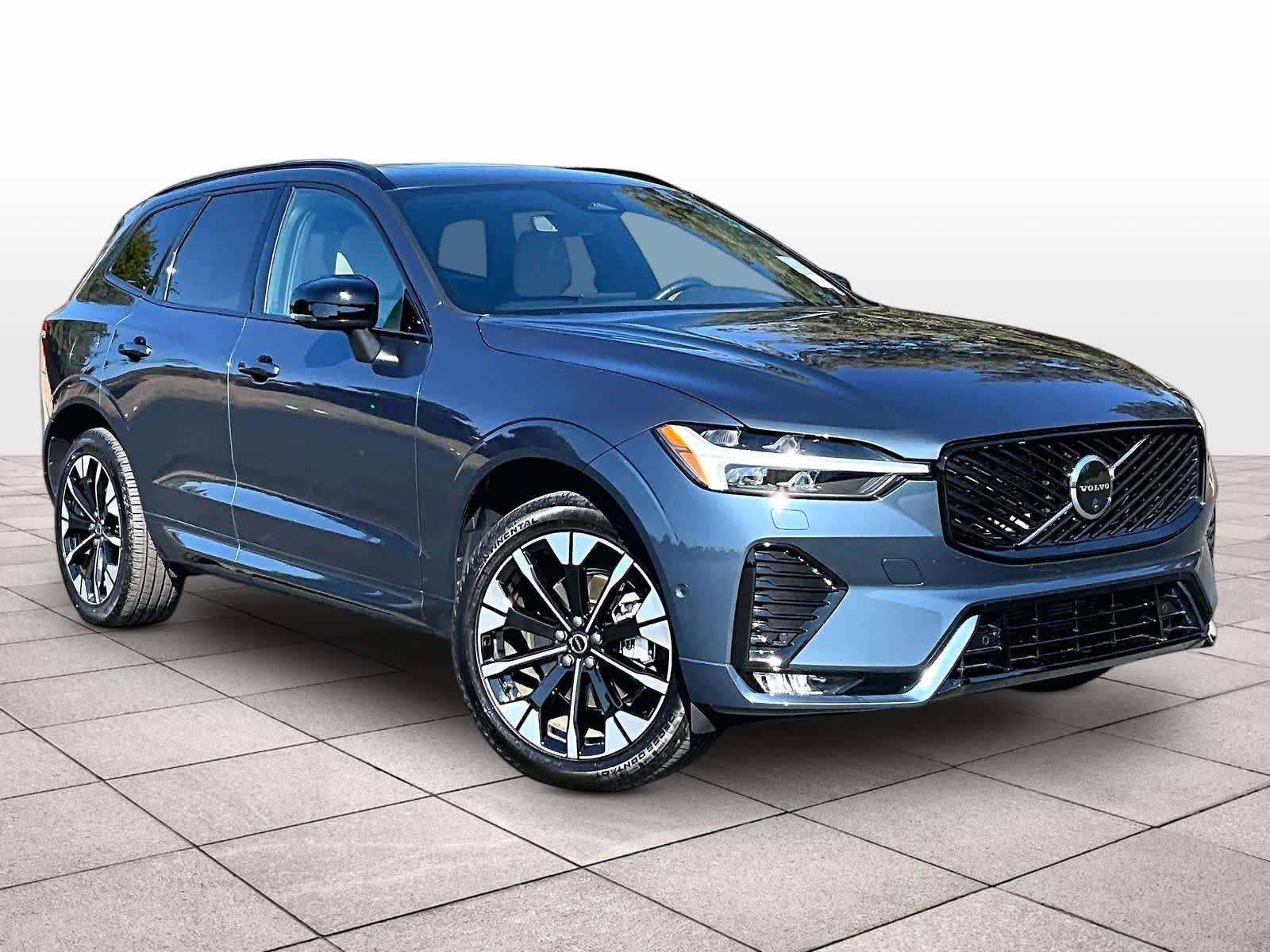 Used 2026 Volvo XC60 B5 Plus w/ Protection Package Premier AWD/4WD image 2