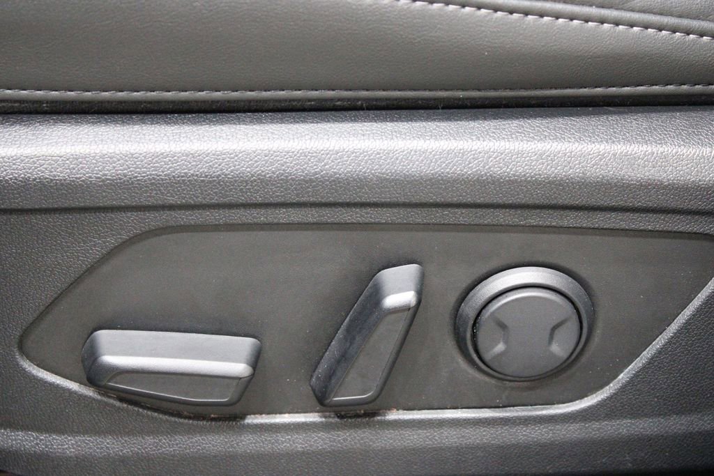 Used 2024 Kia Sorento S image 22