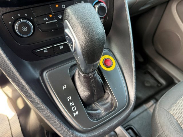 Used 2020 Ford Transit Connect XL image 29