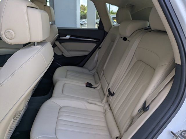 Used 2019 Audi Q5 2.0T Premium w/ Convenience Package image 19