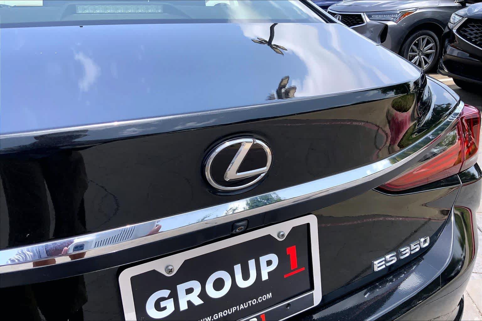 Used 2019 Lexus ES 350 w/ Premium Package FWD image 31
