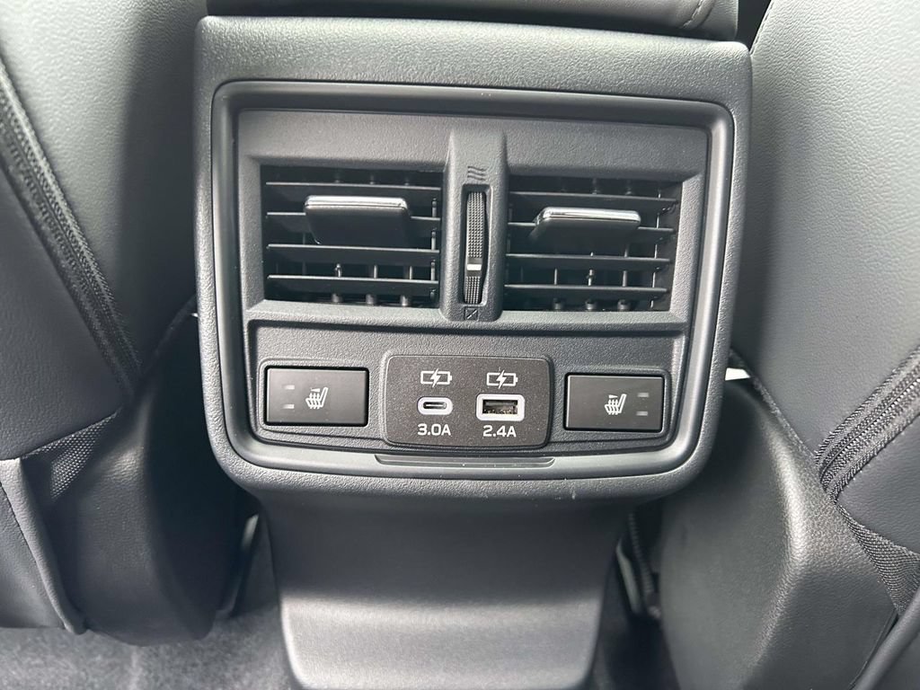 Certified 2026 Subaru Outback Touring XT AWD/4WD image 12