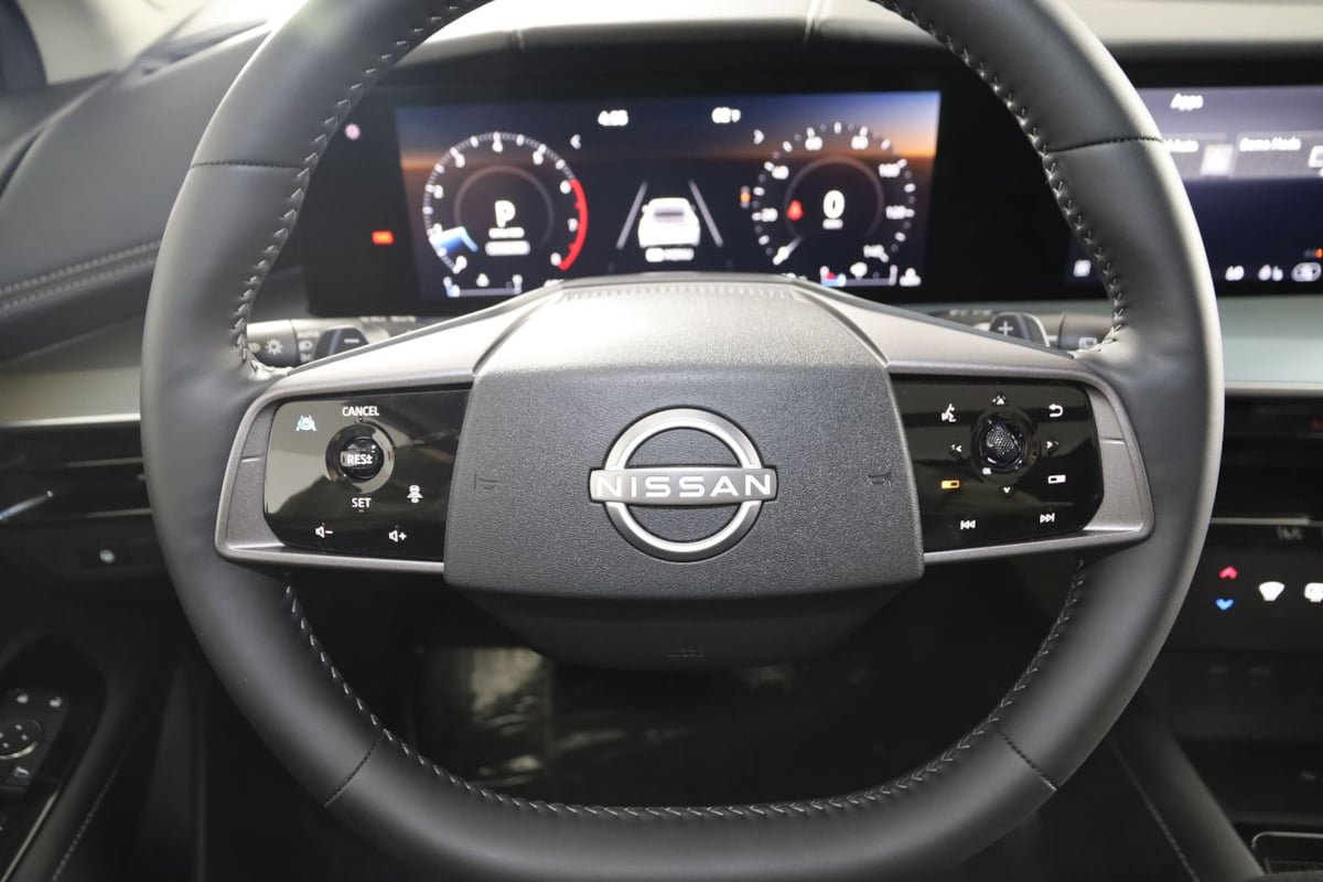 Used 2025 Nissan Murano SL AWD/4WD image 43