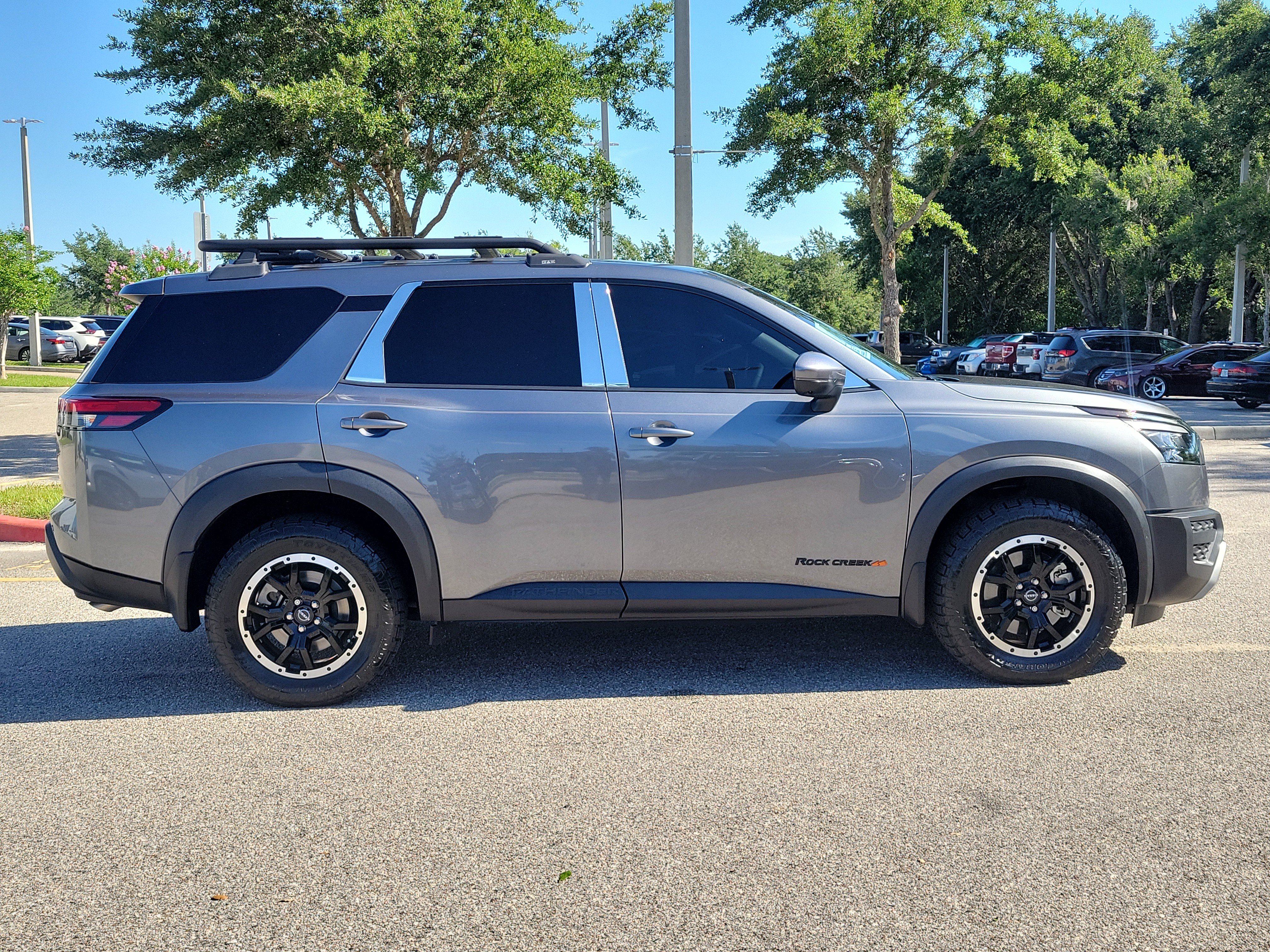 Certified 2024 Nissan Pathfinder Rock Creek AWD/4WD image 4