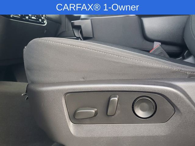 Used 2025 Chevrolet Silverado 1500 LT image 11