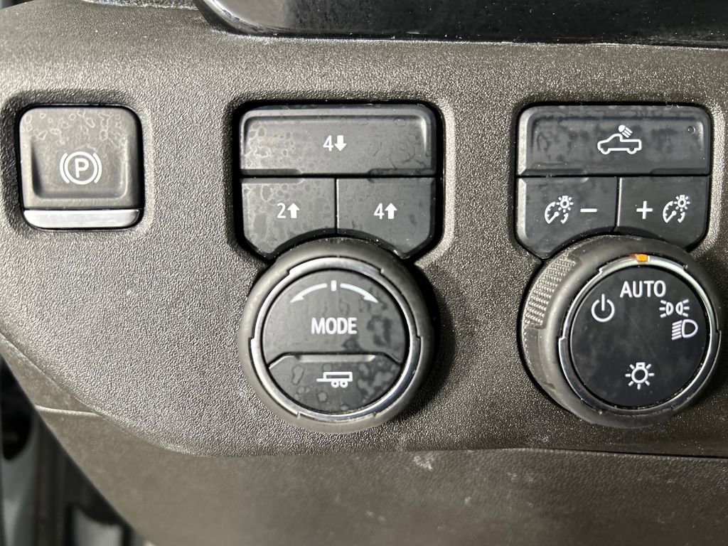 Used 2024 Chevrolet Silverado 3500 LT image 15