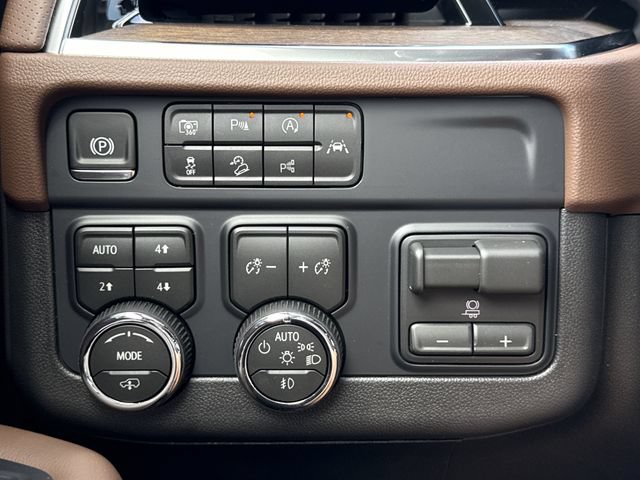 New 2026 Chevrolet Tahoe High Country AWD/4WD image 25