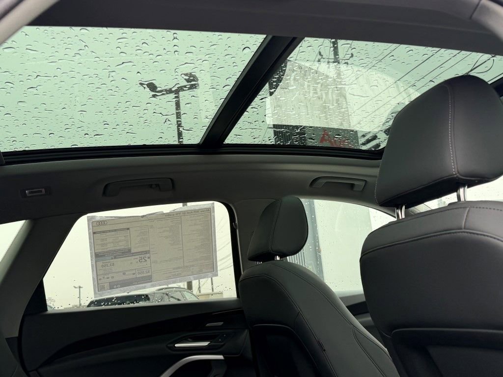 New 2025 Audi Q5 2.0T Premium Plus image 13