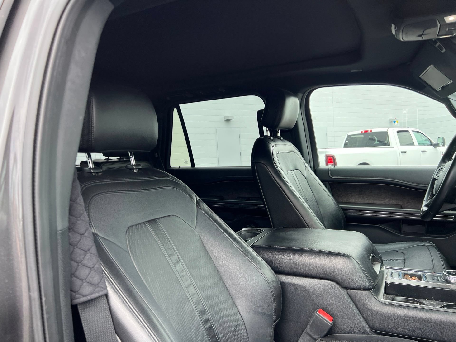Used 2020 Ford Expedition Limited w/ Equipment Group 302A RWD image 24