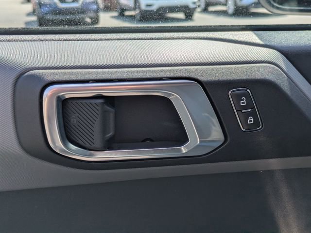 Used 2023 Ford Bronco Black Diamond image 13