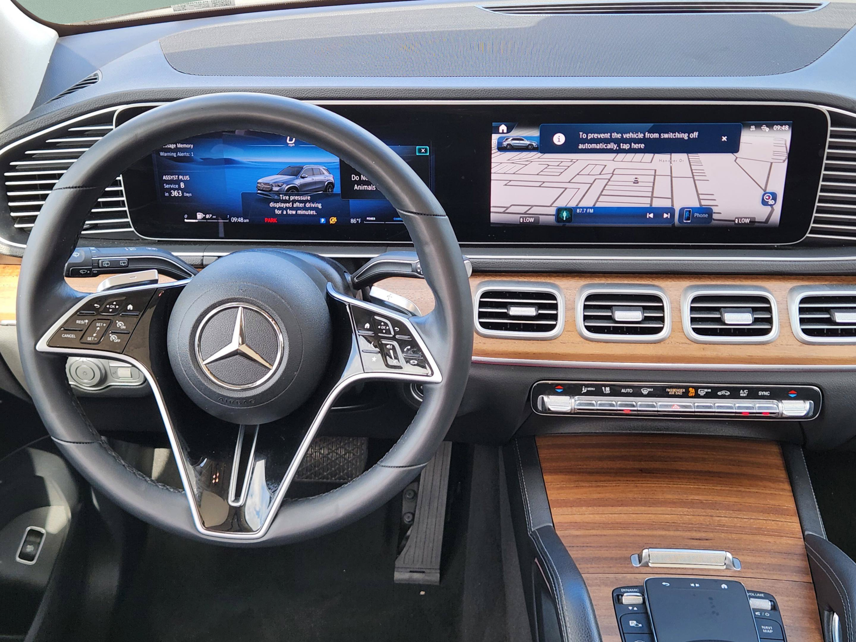 Used 2024 Mercedes-Benz GLE 350 4MATIC w/ Winter Package image 25