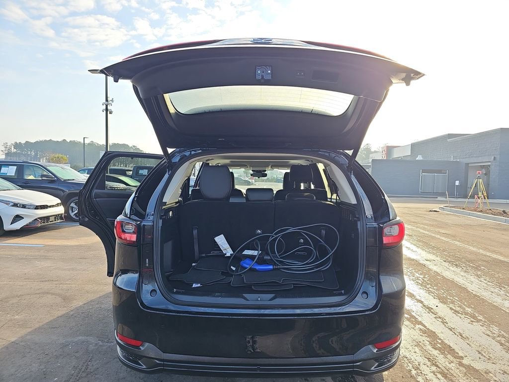 Used 2024 MAZDA CX-90 Plug-In Hybrid w/ Preferred image 17