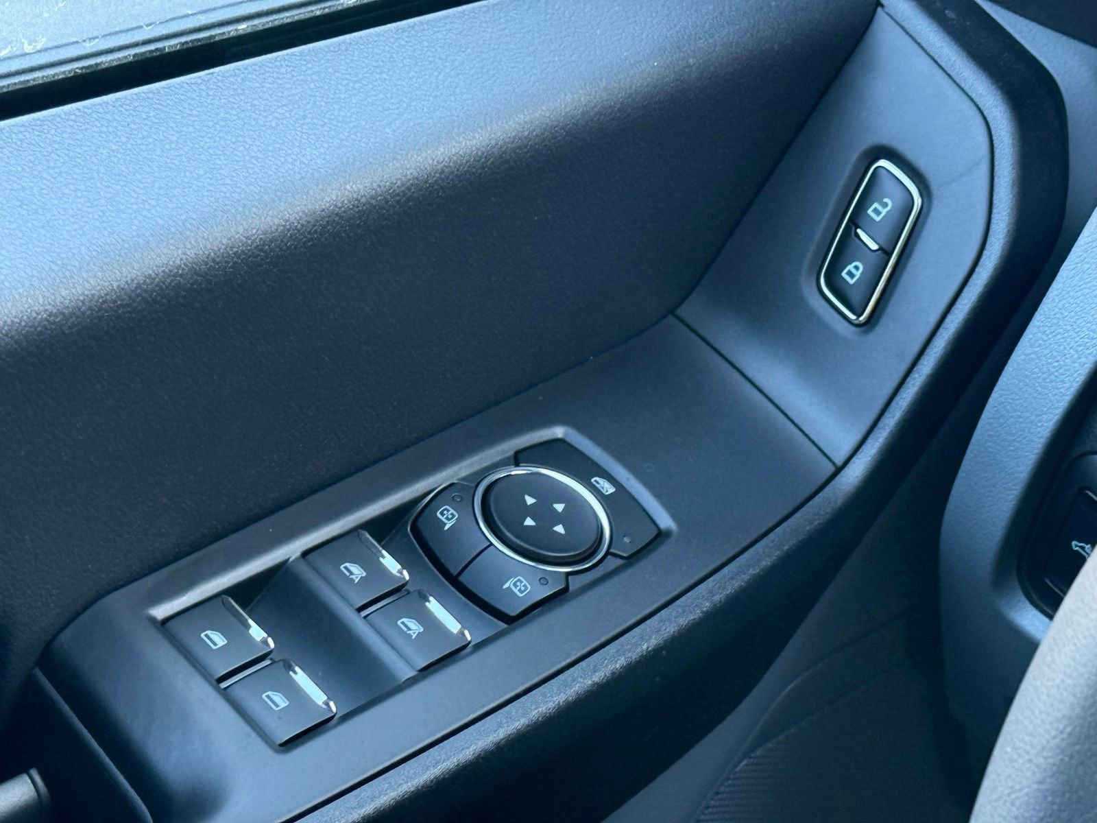 New 2026 Ford F350 XL w/ XL Chrome Package image 32