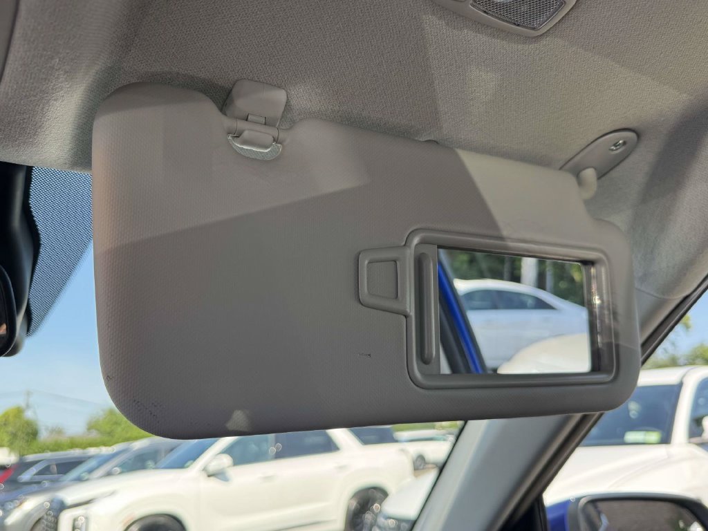 Used 2026 Hyundai Venue SEL FWD image 34