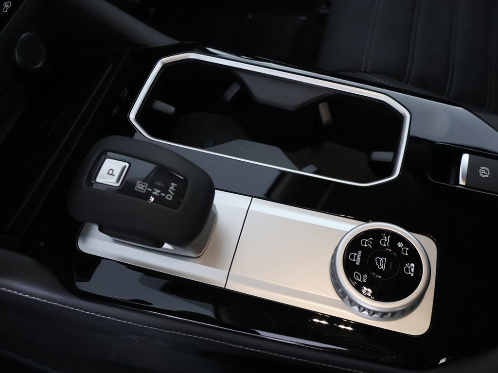 New 2026 Mitsubishi Outlander SE image 51