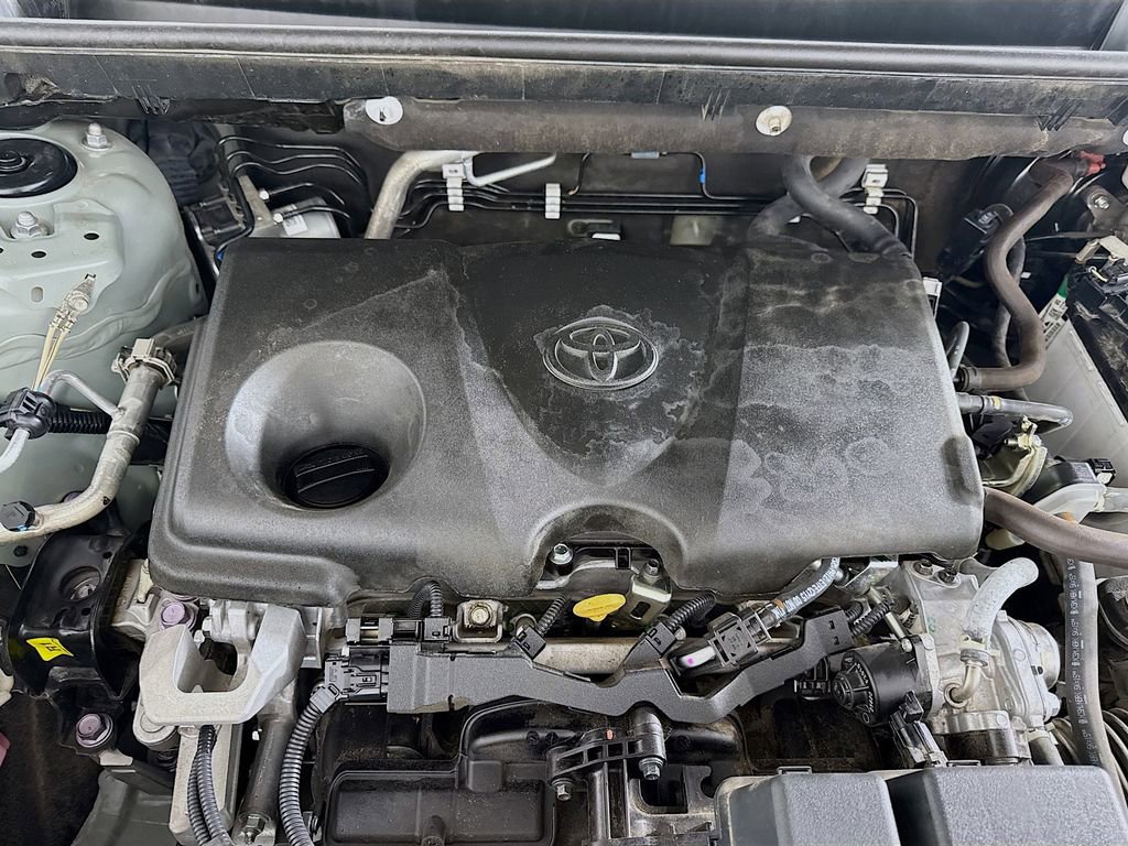 Used 2023 Toyota RAV4 XLE image 30