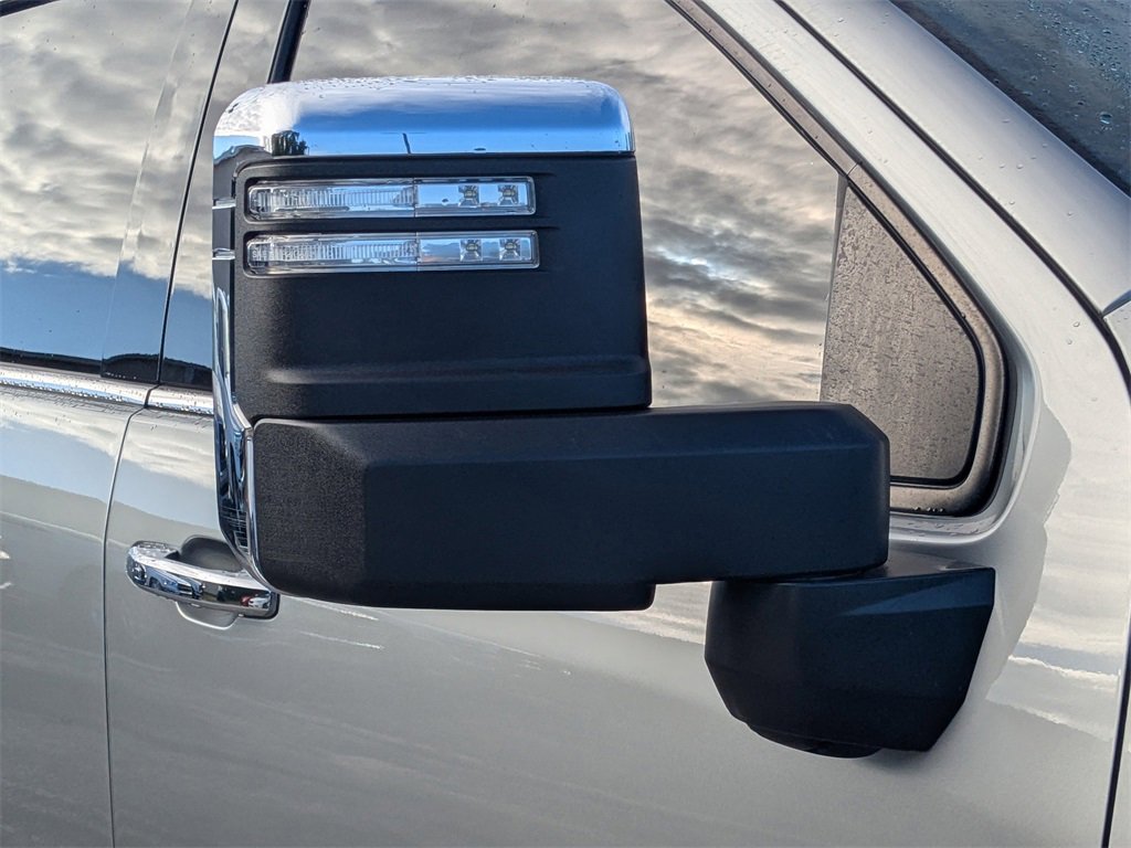 Used 2024 Chevrolet Silverado 2500 LTZ w/ LTZ Convenience Package image 10